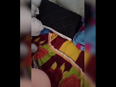 ❤️ Мая субяседніца застаецца дома адна, таму што яе муж едзе ў адпачынак, а я карыстаюся магчымасцю трахнуць яе і напоўніць яе малаком Шлюхі у нас ☑